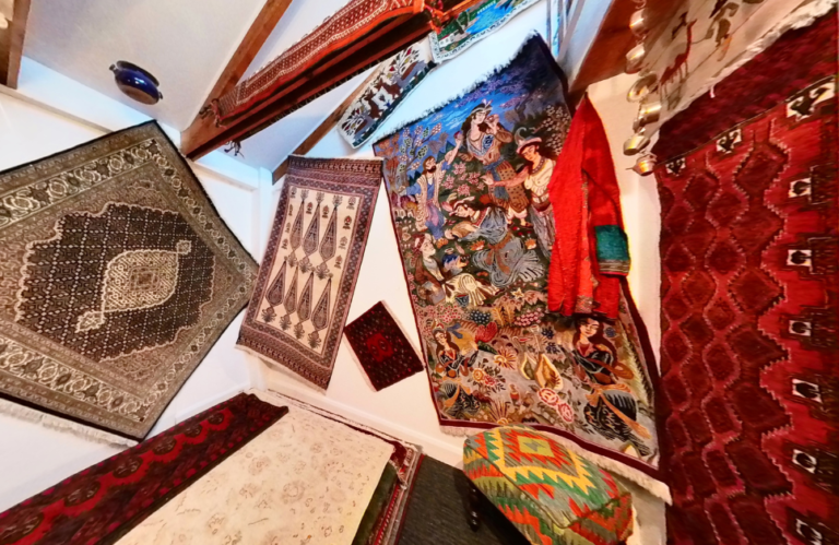 Oriental Rug Gallery Photo 768x499