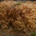 5 Minute Peanut Butter, Garlic Chilli Noodles