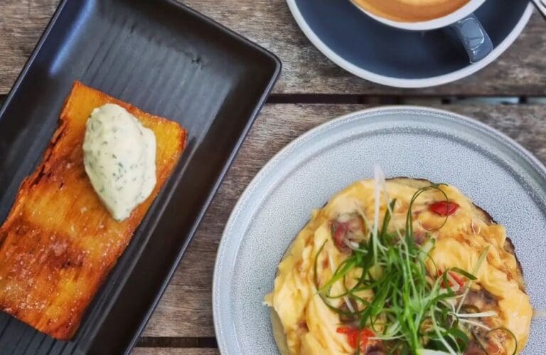 Eight Plates 966X628 1 768x499