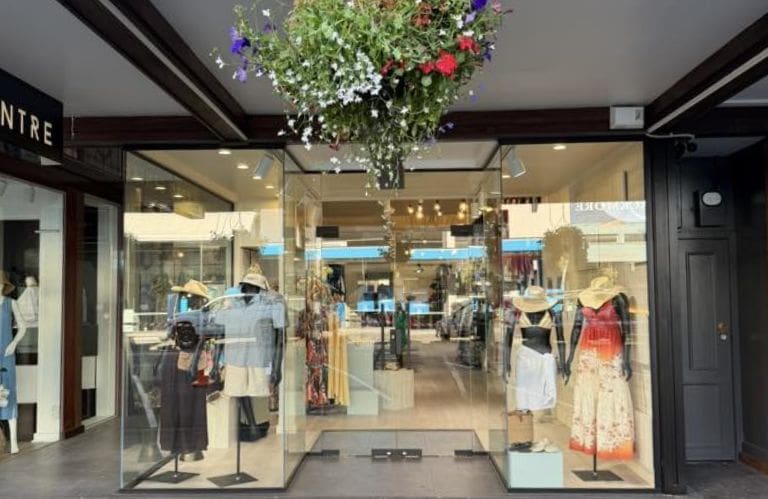 Underground Nelson 2